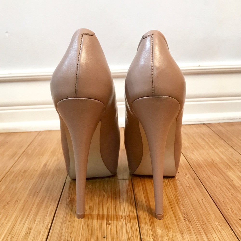 Steve Madden Pumps